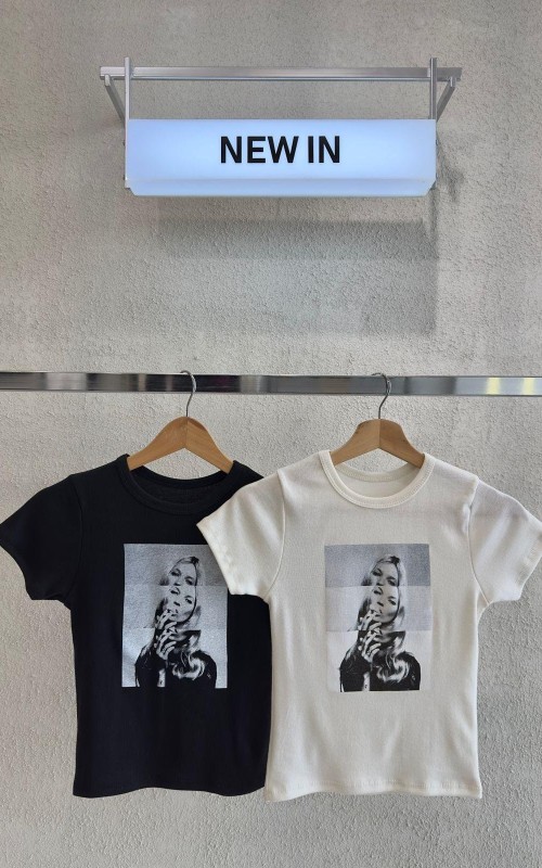 REMERA RIBB "KATE MOSS" - Art.133